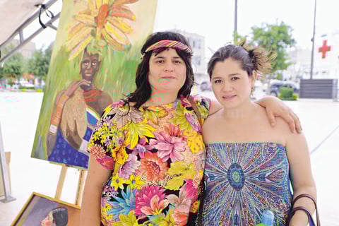 05052015 AMIGAS.  Fabiola y Natalia.