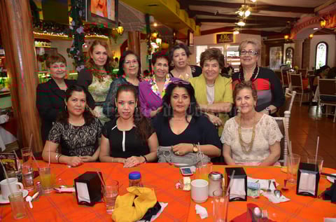 07052015 Linda Ocaña celebró su cumpleaños en compañía de sus amigas.