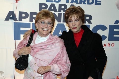 Las actrices Susana Alexander y Norma Lazareno asistieron juntas al estreno.