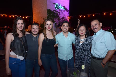08052015 RECIENTE EVENTO.  Sara, Alejandro, Mariana, Antonio, Perlita y Antonio.