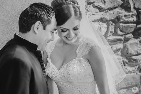Lic. Mauro Iván Favila Gallegos y Lic. Leticia Elizabeth Ibáñez Sifuentes.- ED Isais Fotografía.