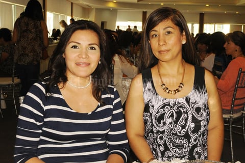 11052015 Lupita Ramírez y Claudia Gaona.