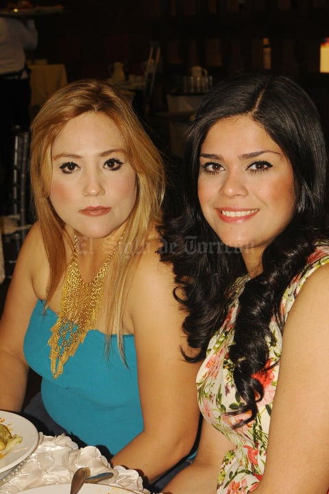 11052015 Karen Alvarado y Diana González.