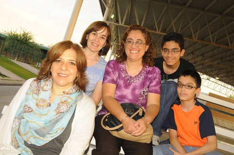 13052015 Sonia Cadena, Maritere González, Claudia Ramón, Saúl y Darío Ramos.