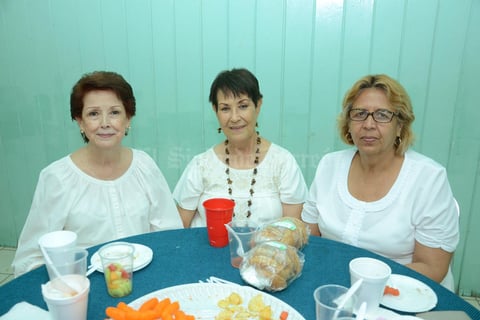 13052015 Amelia, Amelia y Lidia.