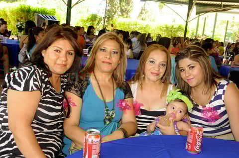 13052015 Tere Rodríguez, Laura de Zapata, Carmen de Usueta, Regina Usueta y Alejandra de Tovar.