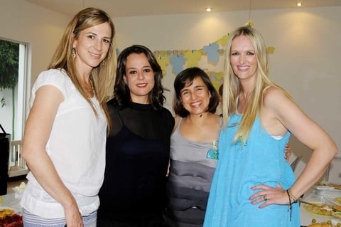 Cristy, Alejandra, Gisela y Karine.