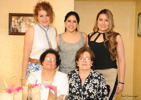 Natalia, Mary, Gladis, Celina e Irene.