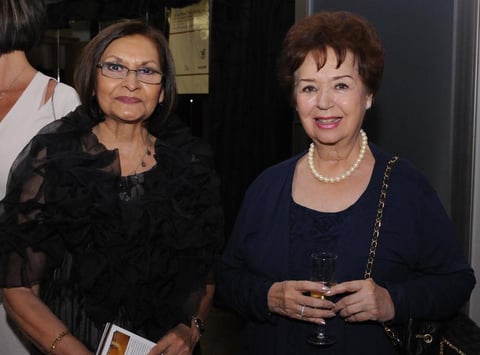 Claudia Máynez y Norma Leticia González.