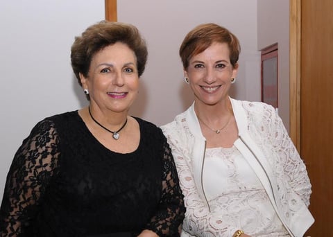 Elena y Monse.