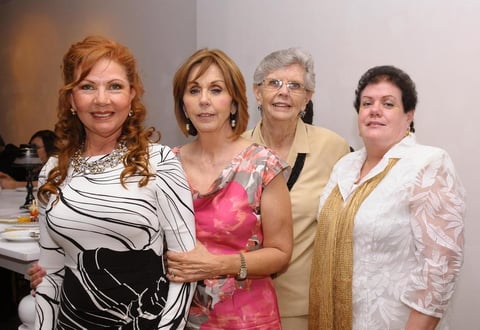 Gaby, Carmina, Phyllis y Miren.