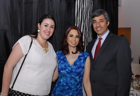 Lulú Alanís, Elena Ibarra y Antonio Baca.