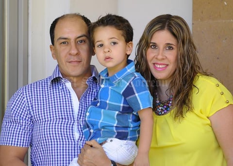 18052015 Arturo, Román y Pily.