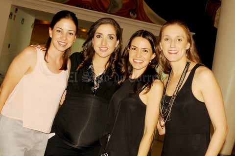 18052015 Lorena, Claudia, Miriam y Titi.