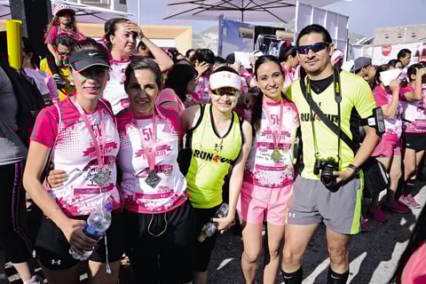 18052015 Hilda, Fernanda, Karla y Roberta.