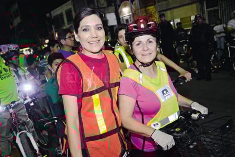 19052015 Marcela y Verónica.