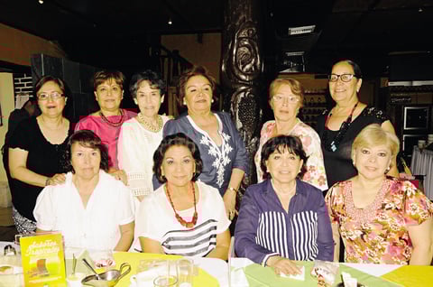 19052015 REUNIóN DE AMIGAS.  Lucy Rivera, Berna Rojas, Soledad Gordillo, Marcela Serrato, Clementina de la Paz, Malena García, Gloria Tallabas, Nati Vázquez, Yolanda Álvarez y Rosalía García.