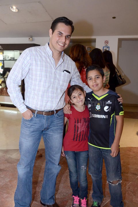 20052015 Luis Arturo, Jocelyn y Luis Arturo.