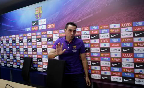 El centrocampista de 35 años de edad informó, en conferencia de prensa, que a final de la temporada dejará de vestir la casaca blaugrana.