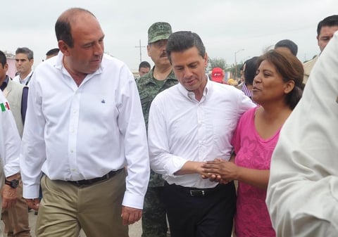 Enrique Peña Nieto se trasladó a Ciudad Acuña, para realizar un sobrevuelo y evaluar los daños que ocasionó un tornado categoría cuatro.