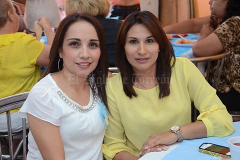 25052015 Estela y Erika.