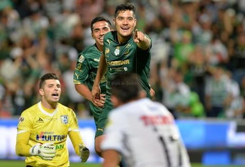 Orozco anotó los primeros 4 goles del encuentro.