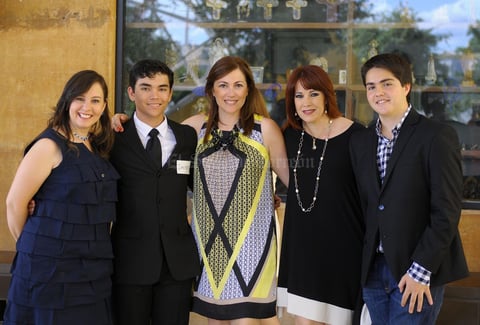 Wendy, Javier, Cristy, Ana Isabel y Raúl.