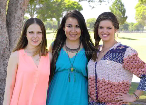 Carolina, Zaira y Valery.