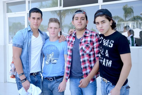 01062015 Andrés, Alan, Rafa y Aries.