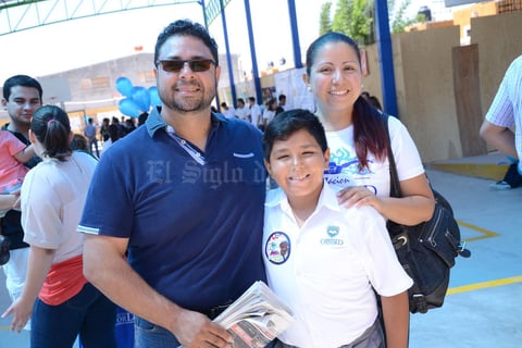 02062015 Iván, Vanessa e Iván.