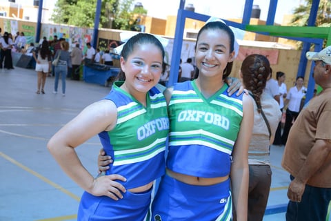 02062015 Leslie y Elizabeth.