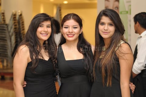 02062015 Dora, Elsy y Alejandra.
