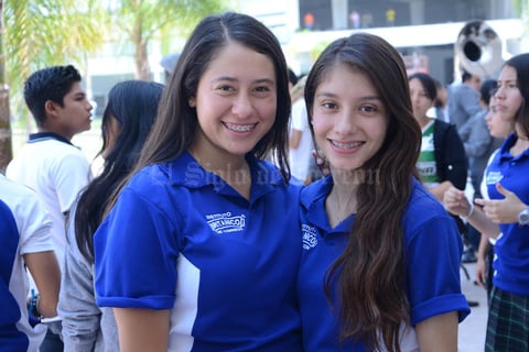 03062015 FELICES.  Valeria y Lizeth.