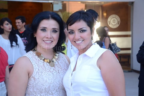 08062015 Karina y Adriana.