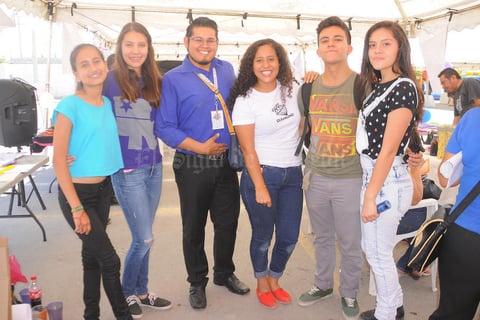 08062015 Tania, Michelle, Job, Ana, Felipe y Alexa.