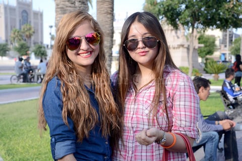 10062015 Salma y Marisol.
