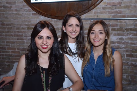 Lucía, Elisa y Alex.
