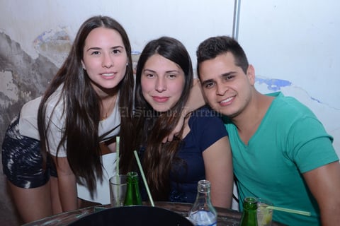 Pamela, Isabel y Eduardo.