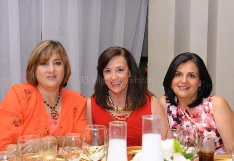 María Luisa, Marilupe y Liliana.