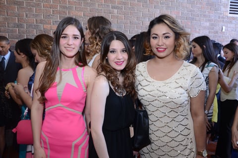 Ale, Ana y Natalia.