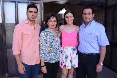 Arturo, Betina, Ana Cecy y Arturo.