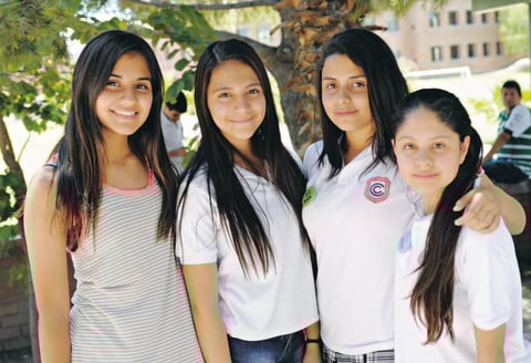 14062015 Daniela, Denisse, Daniela y Michel.
