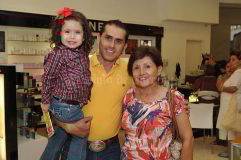 16062015 Isabela, Luis y Cristina.