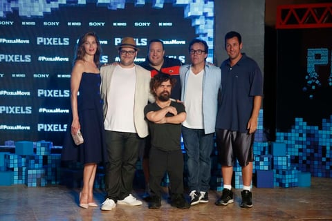 El elenco de la nueva película Pixels, presentó dicha producción en México.