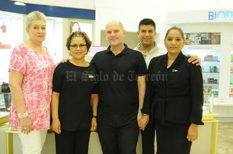 17062015 Francisco Ingratta y María Magdalena Pérez de García.