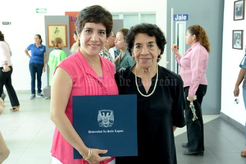 24062015 CONTENTAS.  Cecilia y Olga.