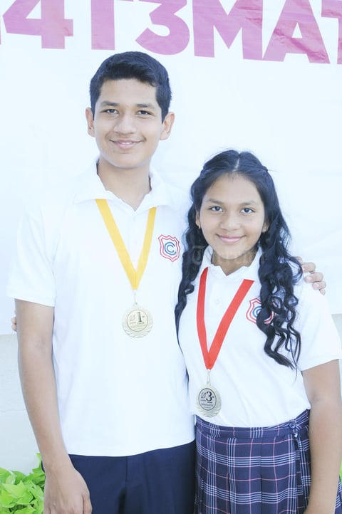 26062015 COMPAñEROS.  Francisco y Mayté.