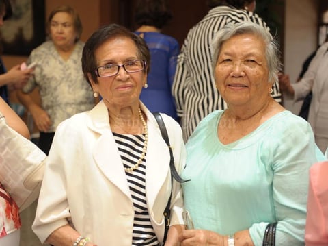 26062015 Ofelia y Herminia.