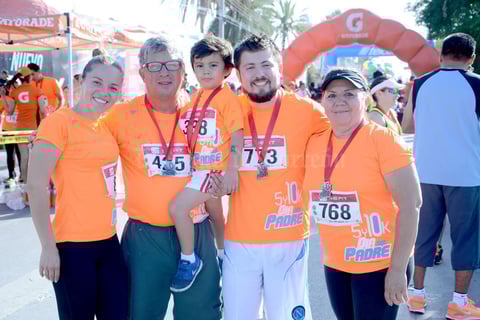 27062015 Evy, Roberto, Fender, Roberto y Eva.