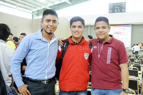 29062015 COMPAñEROS.  Andrés, Saúl y Luis Ángel.